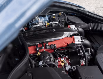 Sob o capô Maserati Levante Trofeo [UK-spec] (M161) '2021–23