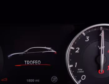 Tableau de bord Maserati Levante Trofeo [UK-spec] (M161) '2020–21