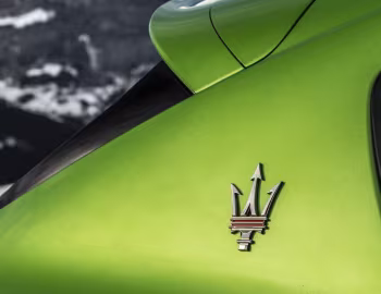 Logotipo Maserati Levante Trofeo (M161) '2021–23