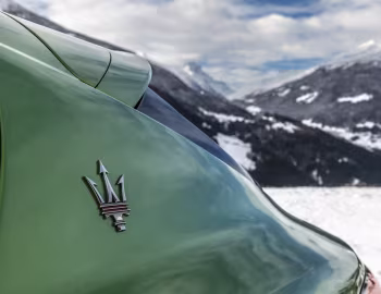 Logotipo Maserati Levante Trofeo (M161) '2021–23