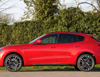 Maserati Levante Trofeo [UK-spec] (M161) '2020–21