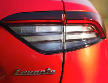 Maserati Levante Trofeo [UK-spec] (M161) '2020–21