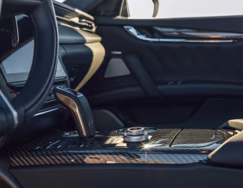 Interior 2022–23 Maserati Quattroporte Trofeo [North America] (M156) '2021–23