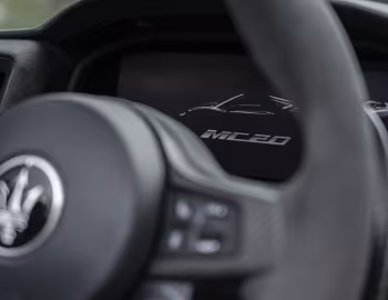 Tableau de bord Maserati MC20 Cielo [UK-spec] (M240) '2022–pr.