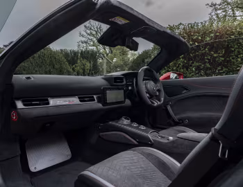 Interior Maserati MC20 Cielo [UK-spec] (M240) '2022–pr.