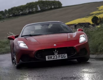 Maserati MC20 Cielo [UK-spec] (M240) '2022–pr.