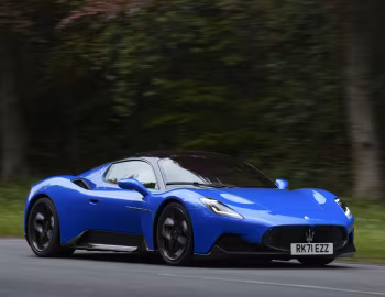 Maserati MC20 Coupé [UK-spec] (M240) '2021–pr.