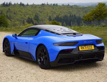 Maserati MC20 Coupé [UK-spec] (M240) '2021–pr.