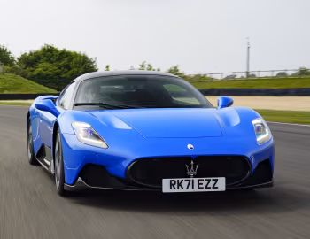 Maserati MC20 Coupé [UK-spec] (M240) '2021–pr.