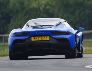 Maserati MC20 Coupé [UK-spec] (M240) '2021–pr.