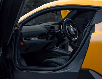 Interior Maserati MC20 Coupé [UK-spec] (M240) '2021–pr.
