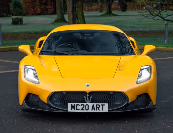 Maserati MC20 Coupé [UK-spec] (M240) '2021–pr.
