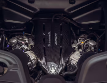 Sous la capuche Maserati MCPura (M240) '2025–pr.