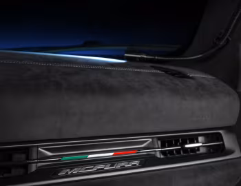 Intérieur Maserati MCPura Carabinieri (M240) '2025