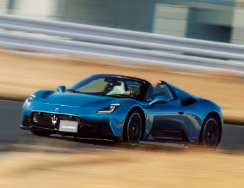 Maserati MCPura Cielo [Japan] (M240) '2025–pr.