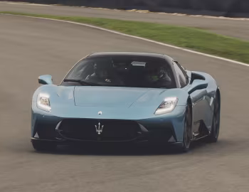 Maserati MCPura Cielo [UK-spec] (M240) '2025–pr.