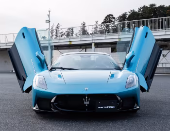 Maserati MCPura Cielo [Japan] (M240) '2025–pr.