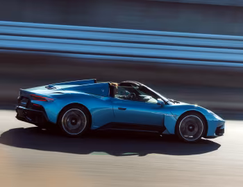 Maserati MCPura Cielo [Japan] (M240) '2025–pr.