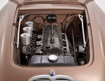 Sous la capuche Maserati A6 1500 Berlinetta (#053) '1947