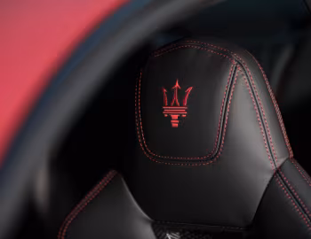 Intérieur Maserati GranTurismo MC [UK-spec] (M145) '2017–19