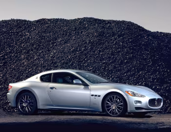 Maserati GranTurismo S Automatic [Worldwide] (M145) '2009–12