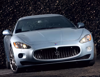 Maserati GranTurismo S Automatic [Worldwide] (M145) '2009–12