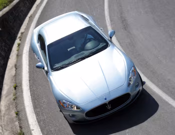 Maserati GranTurismo S Automatic [Worldwide] (M145) '2009–12