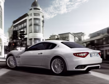 Maserati GranTurismo S Automatic [Worldwide] (M145) '2009–12