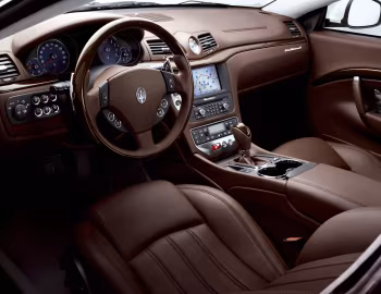 Intérieur Maserati GranTurismo S Automatic [Worldwide] (M145) '2009–12