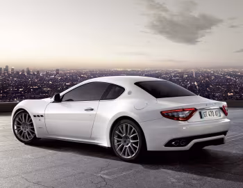 Maserati GranTurismo S Automatic [Worldwide] (M145) '2009–12