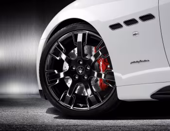 Maserati GranTurismo S MC Sport Line [Worldwide] (M145) '2009–12