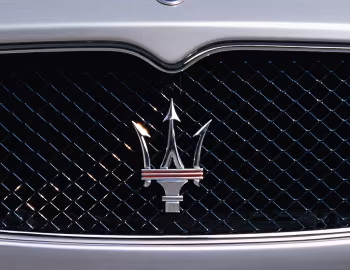 Logotipo Maserati Quattroporte Sport GT (M139) '2005–08
