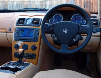Panneau avant Maserati Quattroporte [Australia] (M139) '2005–08