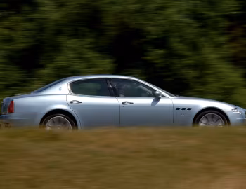 Maserati Quattroporte [UK-spec] (M139) '2004–08