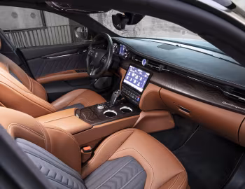 Interior Maserati Quattroporte S Q4 GranLusso (M156) '2020–21