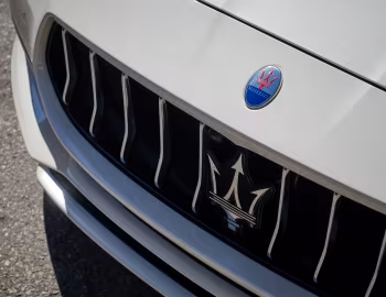 2018–20 Maserati Quattroporte S Q4 GranLusso [North America] (M156) '2017–20