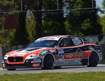 Maserati Quattroporte Superstars Series (M139) '2011–12