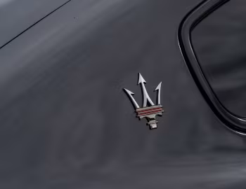Maserati Quattroporte Trofeo [UK-spec] (M156) '2021–23
