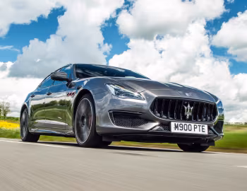 Maserati Quattroporte Trofeo [UK-spec] (M156) '2020–21