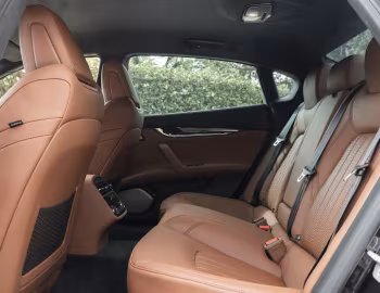 Interior Maserati Quattroporte Trofeo [UK-spec] (M156) '2021–23