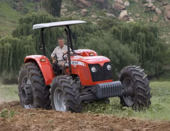 Massey Ferguson 470 Xtra