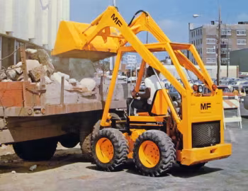 Massey Ferguson 711 '1974–76