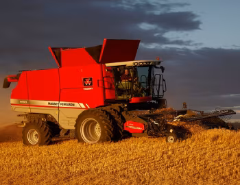 Massey Ferguson 9560 '2011–pr.