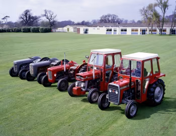 Massey Ferguson '11.1957–pr.
