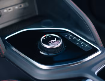 Интерьер Maxus T90 EV [EU-spec] '2022–н.в.