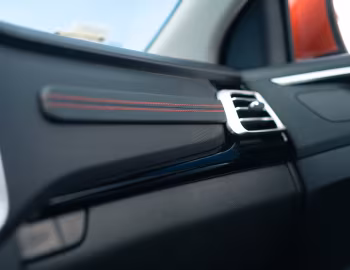 Интерьер Maxus T90 EV [EU-spec] '2022–н.в.