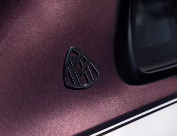 Logotipo Mercedes-Maybach S 680 "Edition Nordic Glow" [US-spec] (Z223) '2024–pr.