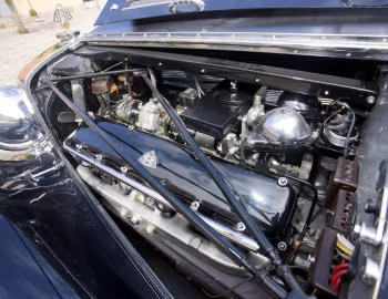 Bajo el capó Maybach Zeppelin DS8 Cabriolet by Wagner in the style of Spohn (#1435) '1933