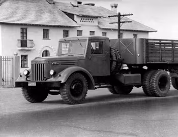МАЗ-200В '1952–66
