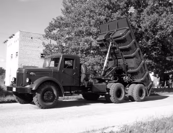 МАЗ-200В '1952–66